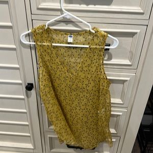 Old Navy sheer blouse size Medium